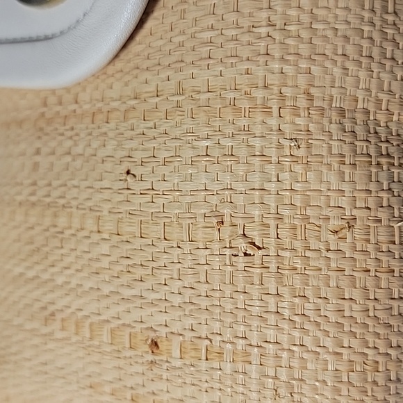 Coach Park (Parker?) Straw Clutch w/ Ivory Leather Trim & Turnlock Closure NEW - Picture 7 of 8